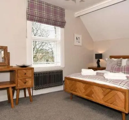 Rydal House - Location And Stylish Interiors * Filey