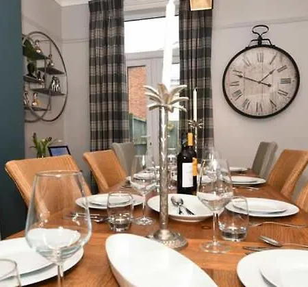 Rydal House - Location And Stylish Interiors Hébergement de vacances Filey